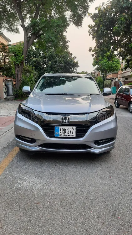 Honda Vezel 2017 for Sale in Rawalpindi Image-1