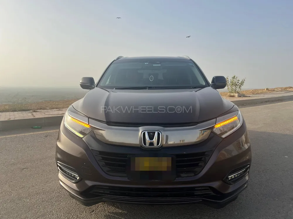 Honda Vezel 2018 for Sale in Karachi Image-1