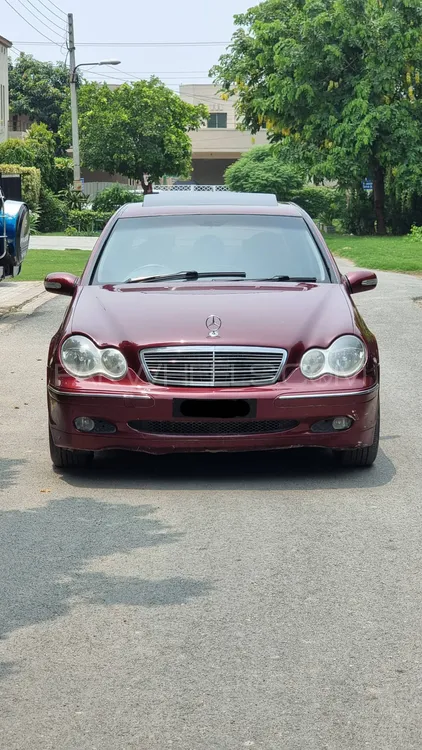 Mercedes Benz C Class 2003 for Sale in Lahore Image-1
