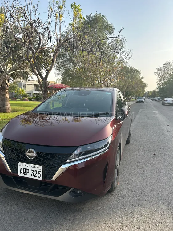 Nissan Note 2021 for Sale in Lahore Image-1