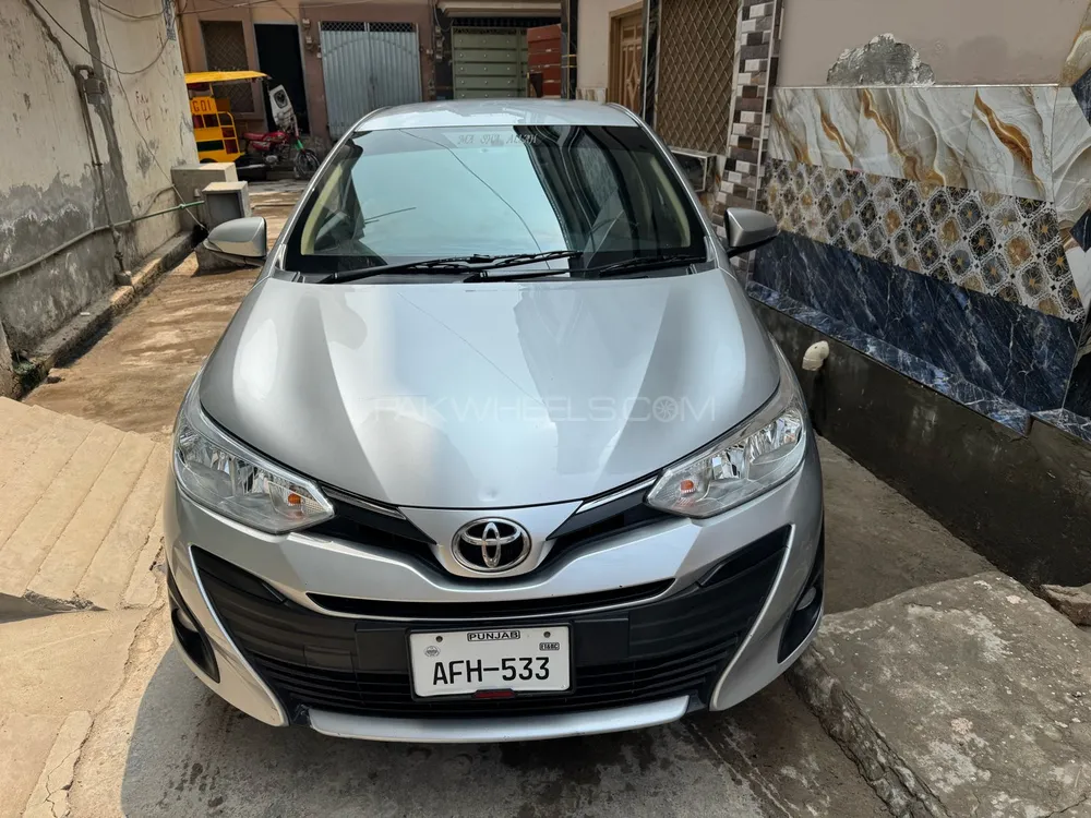 Toyota Yaris Sedan 2021 for Sale in Faisalabad Image-1