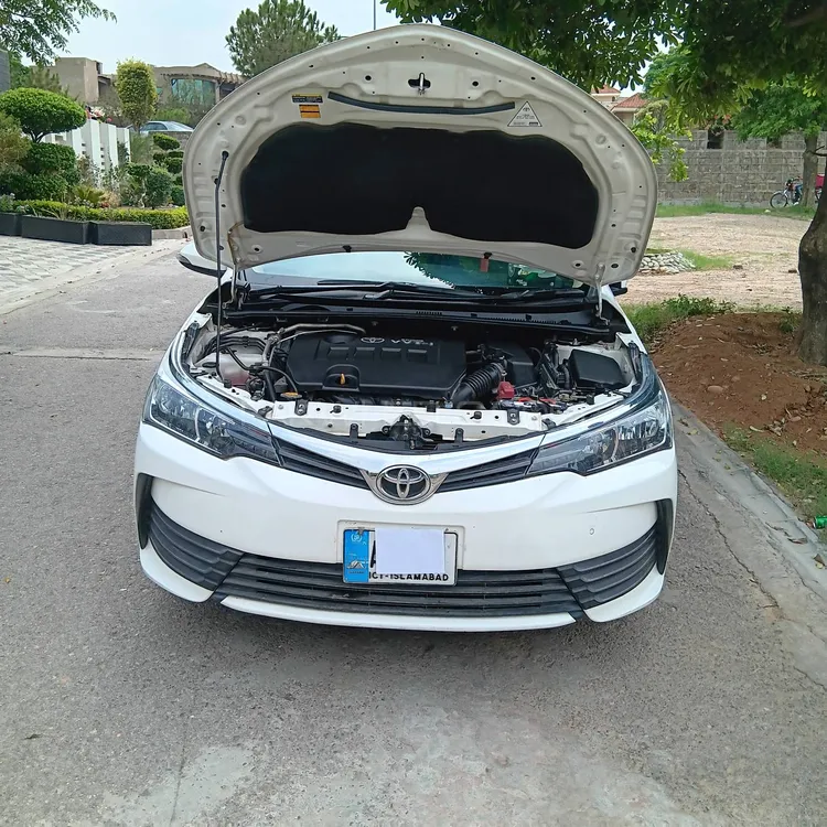 Toyota Corolla 2020 for Sale in Islamabad Image-1