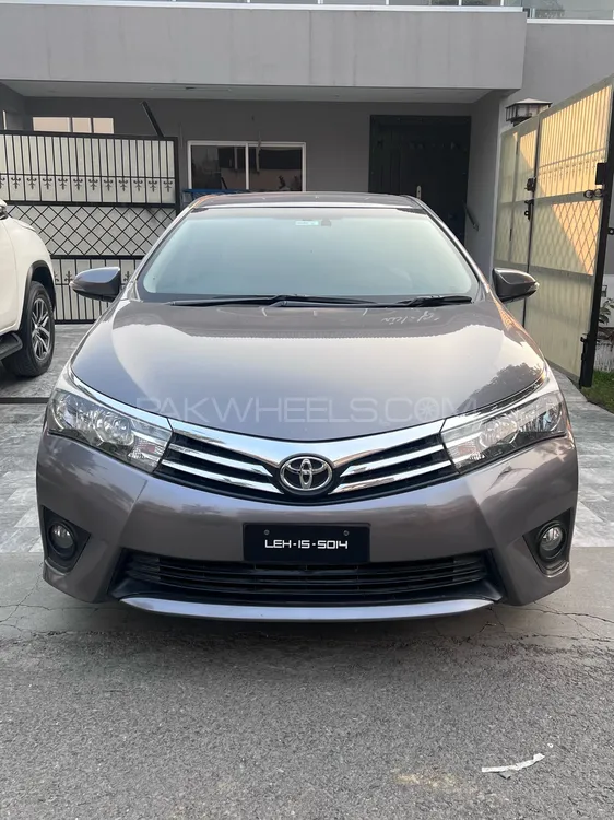Toyota Corolla 2015 for Sale in Lahore Image-1