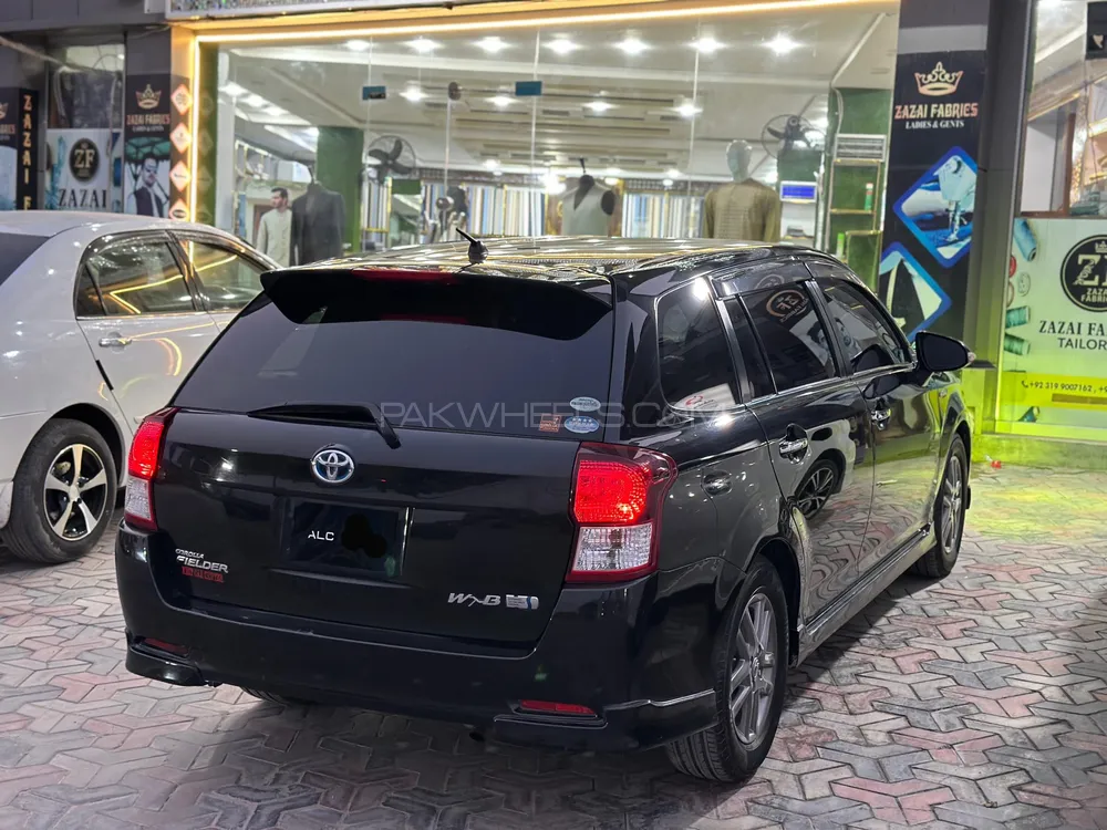 Toyota Corolla Fielder 2014 for Sale in Peshawar Image-1