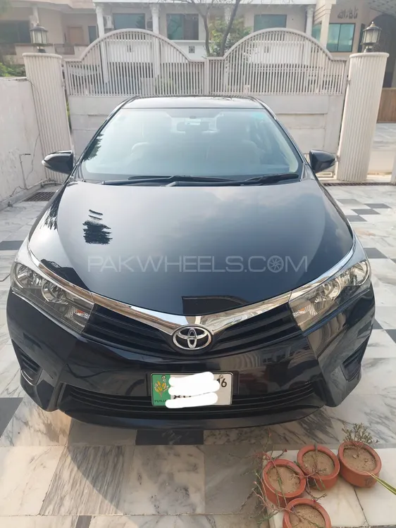 Toyota Corolla 2016 for Sale in Islamabad Image-1