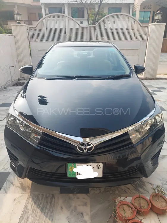 Toyota Corolla 2016 for Sale in Islamabad Image-1