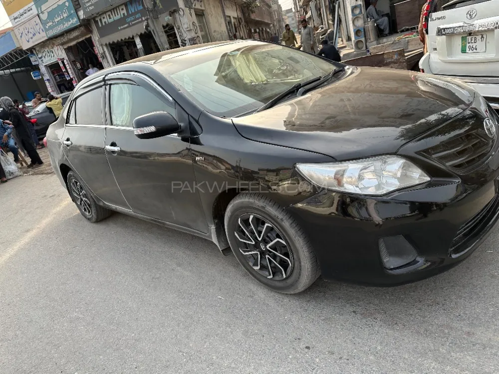 Toyota Corolla 2013 for Sale in Mandi bahauddin Image-1