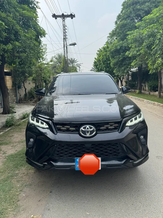 Toyota Fortuner 2022 for Sale in Lahore Image-1