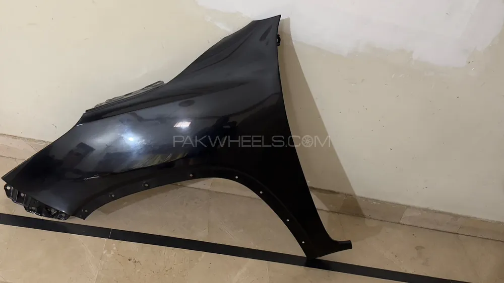 Toyota Fortuner Legender Fender  Image-1