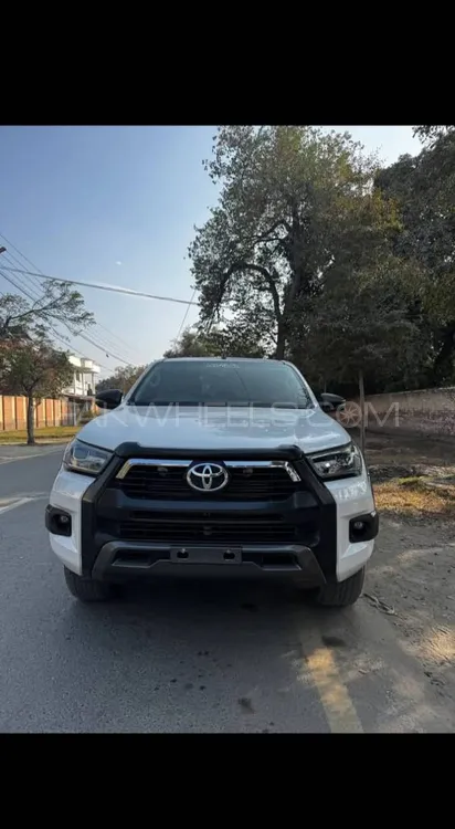 Toyota Hilux 2023 for Sale in Islamabad Image-1
