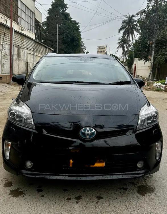 Toyota Prius 2014 for Sale in Karachi Image-1