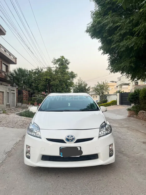 Toyota Prius 2010 for Sale in Islamabad Image-1