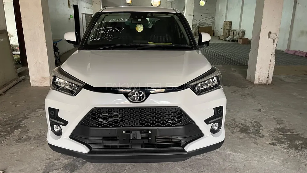 Toyota Raize 2025 for Sale in Multan Image-1
