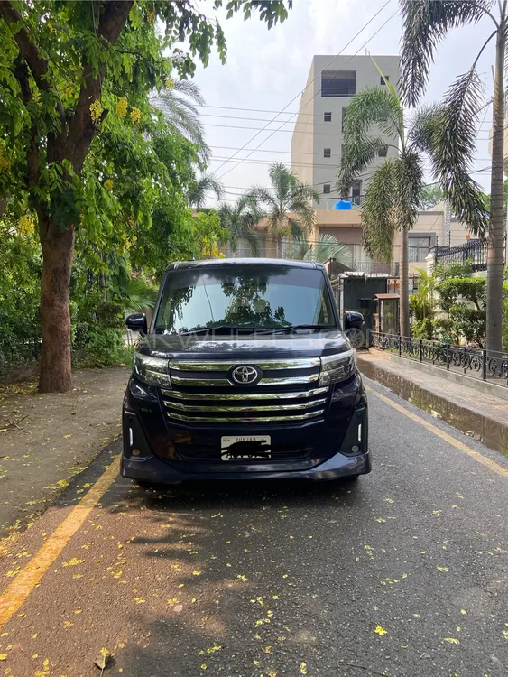 Toyota Roomy 2021 for Sale in Lahore Image-1