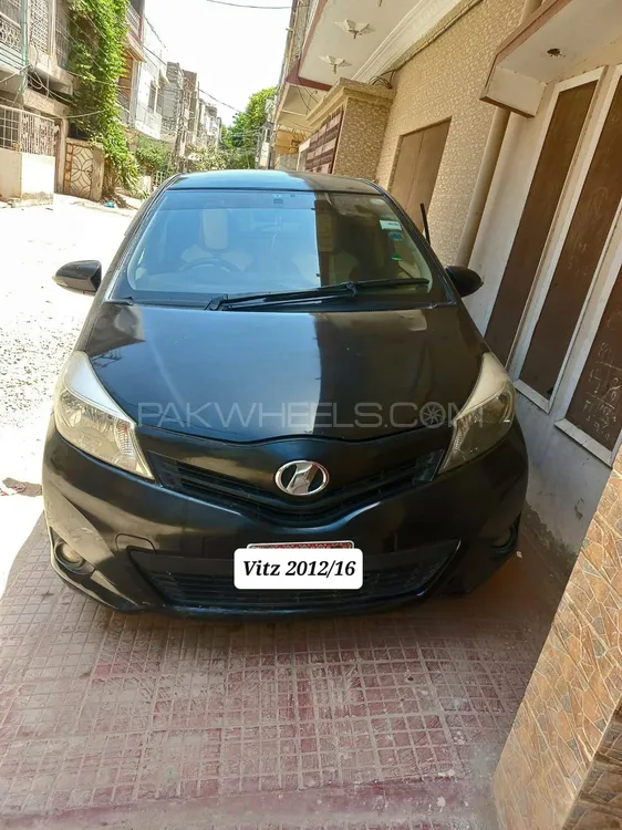 Toyota Vitz 2012 for Sale in Hyderabad Image-1
