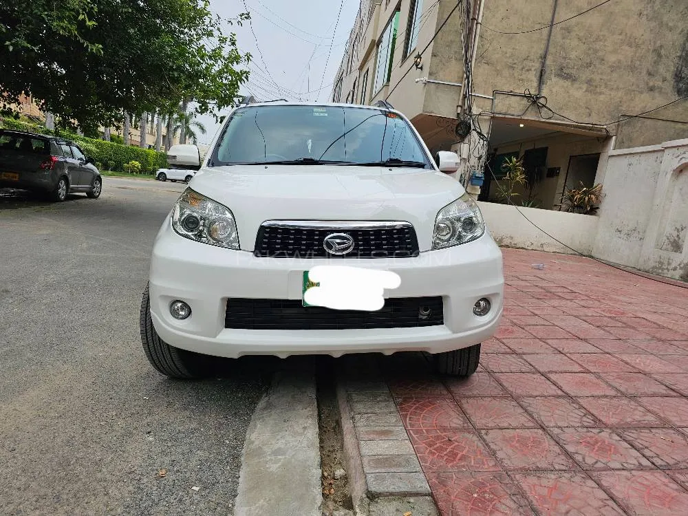 Daihatsu Terios 2012 for Sale in Lahore Image-1
