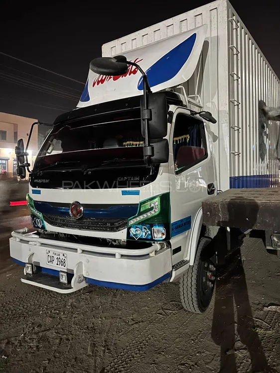 Dongfeng Box 2023 for Sale in Gujranwala Image-1