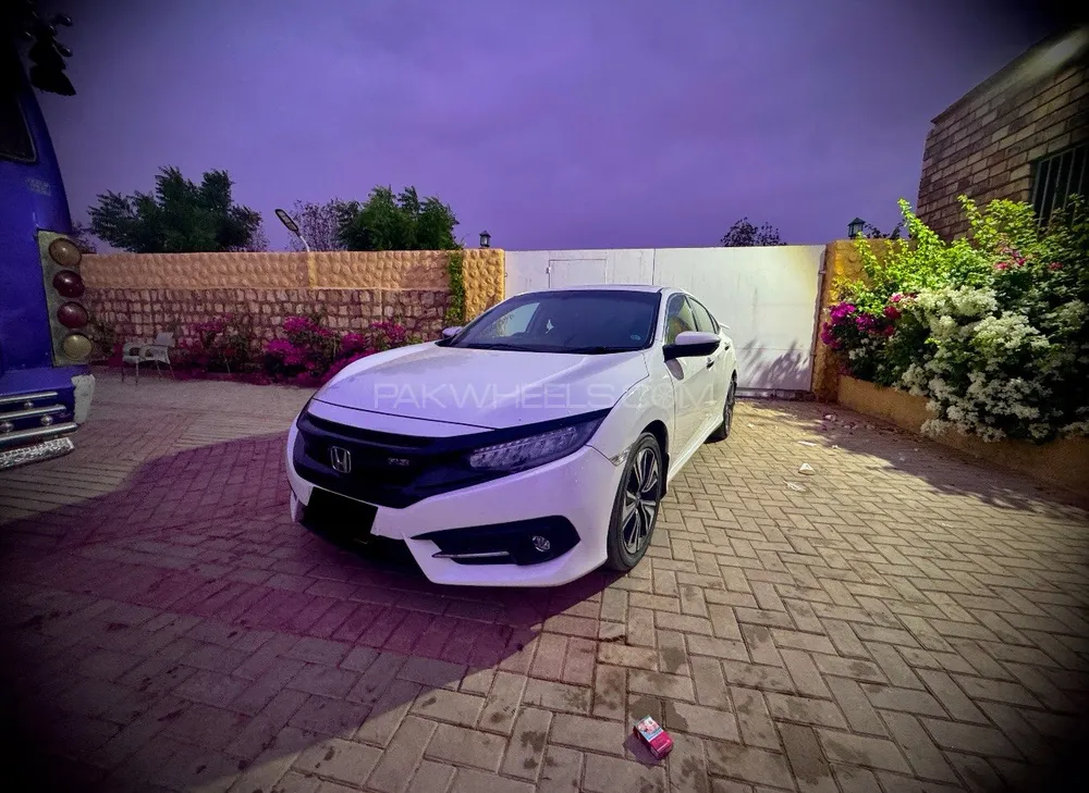 Honda Civic 2020 for Sale in Karachi Image-1
