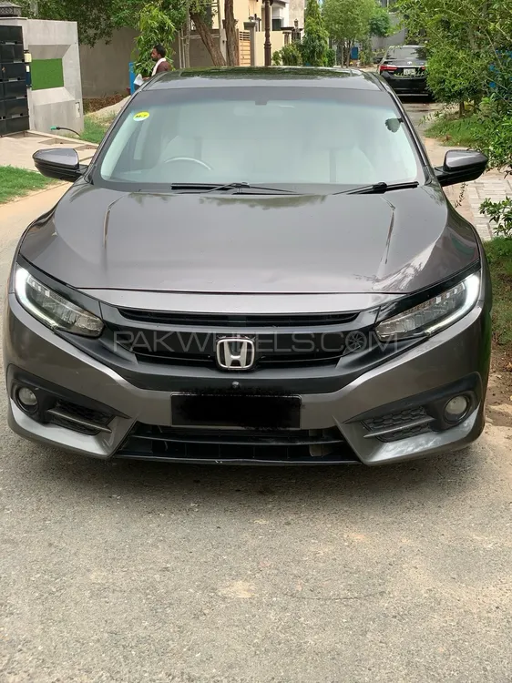 Honda Civic 2017 for Sale in Lahore Image-1