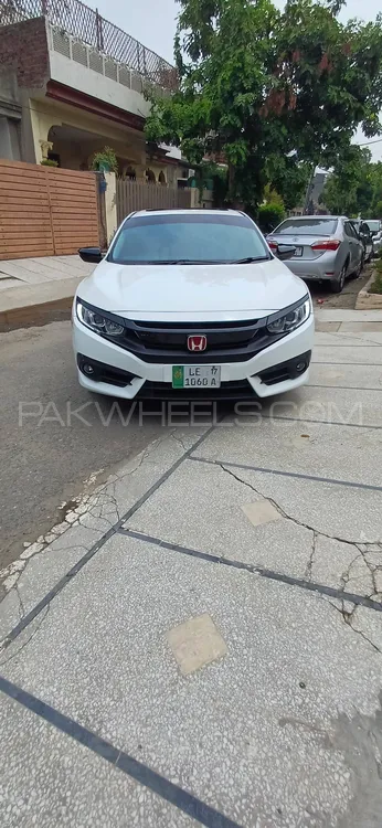 Honda Civic 2017 for Sale in Lahore Image-1