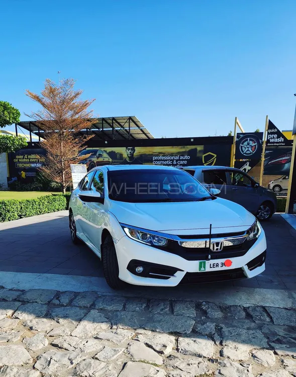 Honda Civic 2018 for Sale in Islamabad Image-1