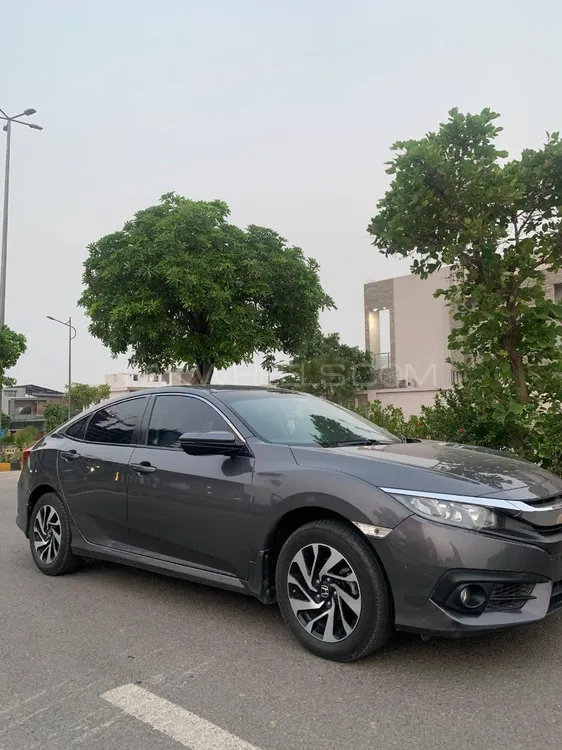 Honda Civic 2019 for Sale in Islamabad Image-1