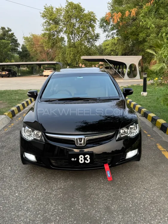 Honda Civic 2010 for Sale in Nowshera cantt Image-1