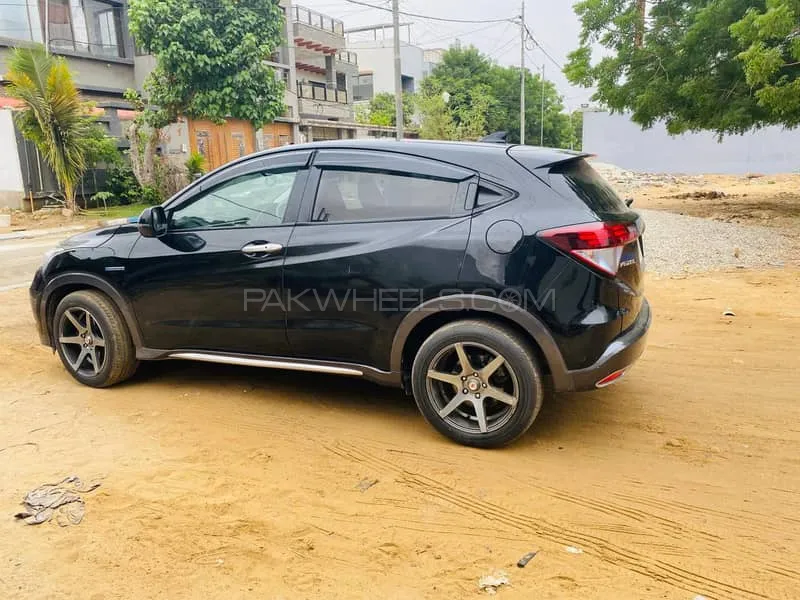 Honda Vezel 2019 for Sale in Karachi Image-1
