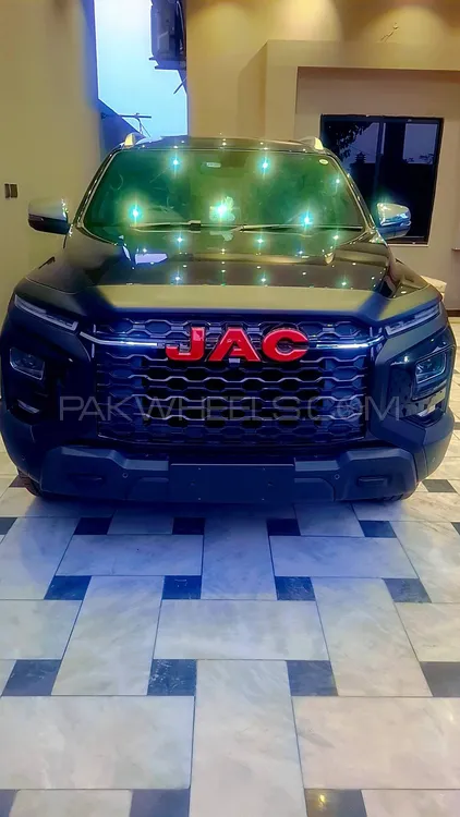 JAC T9 2025 for Sale in Faisalabad Image-1