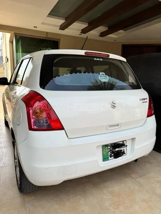 Suzuki Swift 2018 for Sale in Lahore Image-1