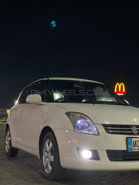 Suzuki Swift 2018 for Sale in Islamabad Image-1