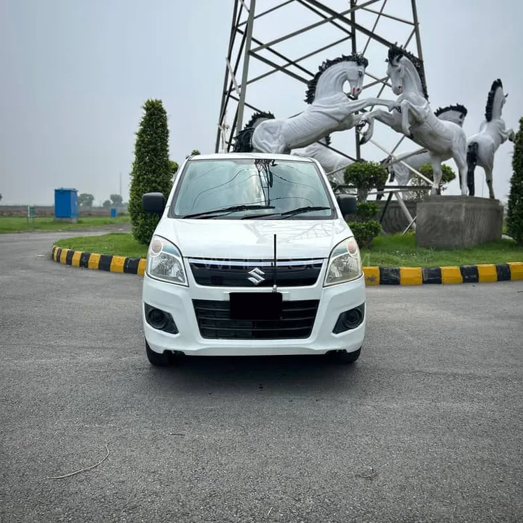 Suzuki Wagon R 2018 for Sale in Sialkot Image-1