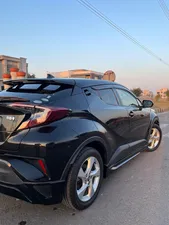 Toyota C-HR S 2018 for Sale