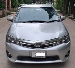 Toyota Corolla Axio Hybrid 1.5 2015 for Sale