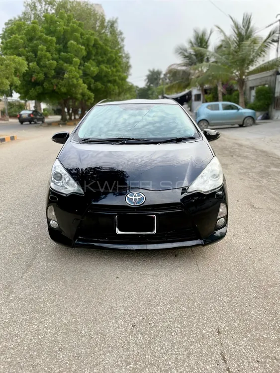 Toyota Aqua 2012 for Sale in Karachi Image-1