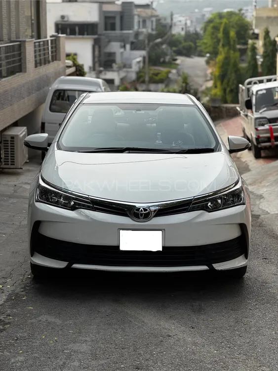 Toyota Corolla 2019 for Sale in Islamabad Image-1