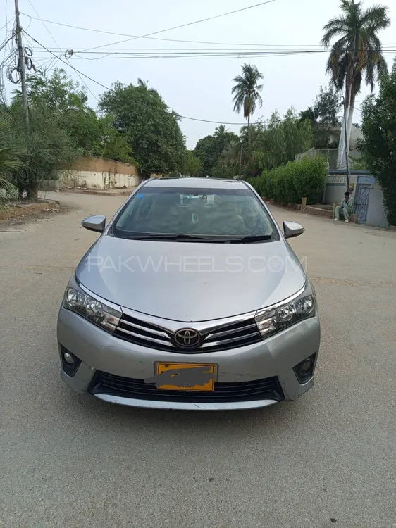 Toyota Corolla 2014 for Sale in Karachi Image-1