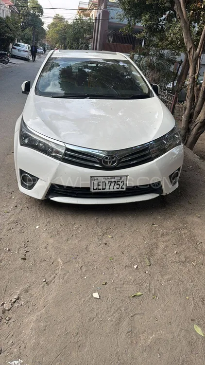 Toyota Corolla 2016 for Sale in Lahore Image-1