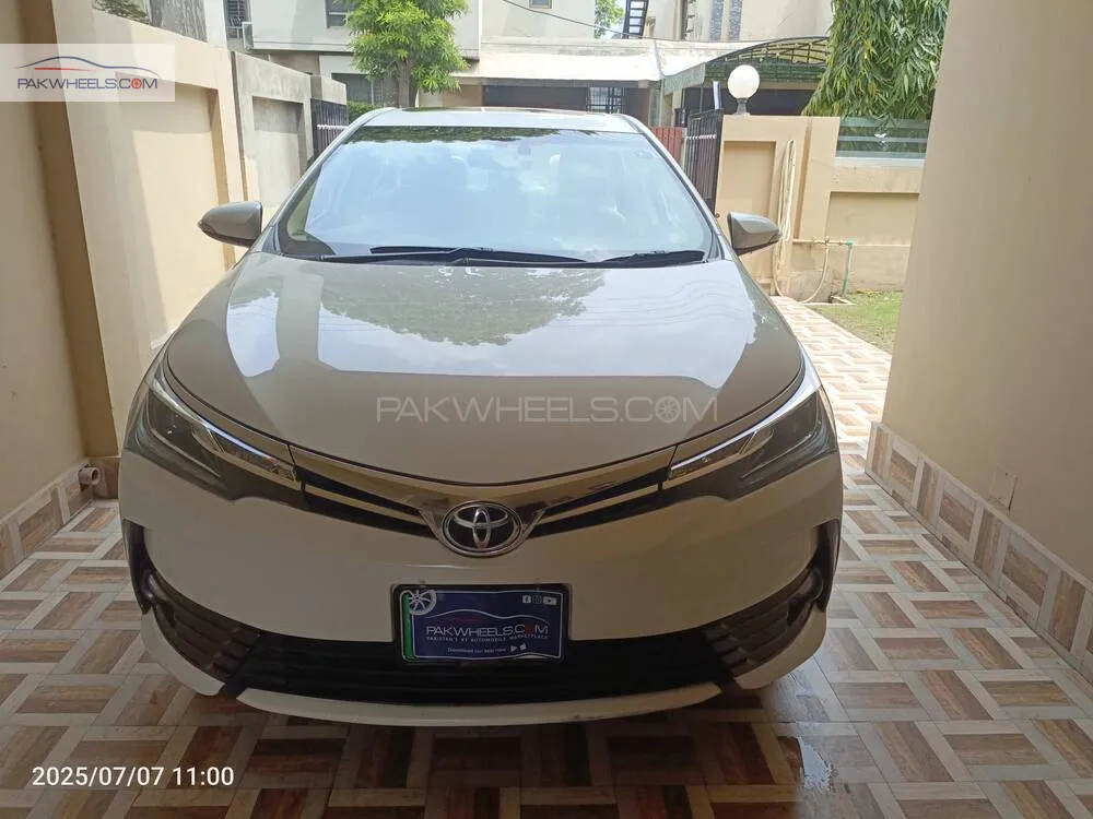 Toyota Corolla 2020 for Sale in Lahore Image-1