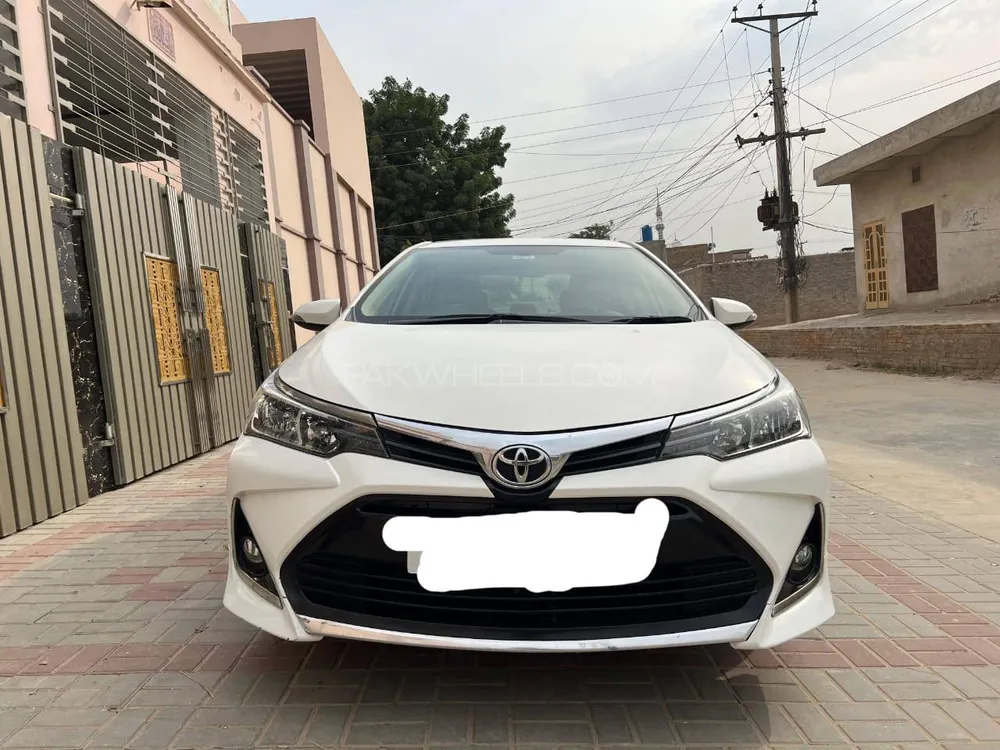 Toyota Corolla 2021 for Sale in Sahiwal Image-1