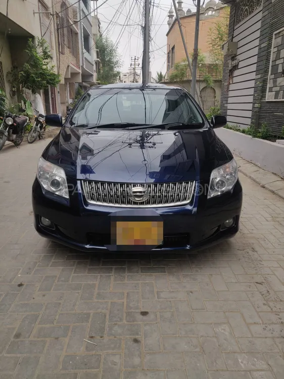 Toyota Corolla Axio 2014 for Sale in Karachi Image-1