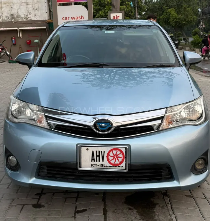Toyota Corolla Fielder 2014 for Sale in Lahore Image-1