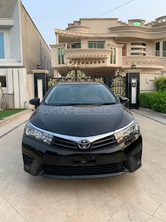 Toyota Corolla 2017 for Sale in Gujranwala Image-1