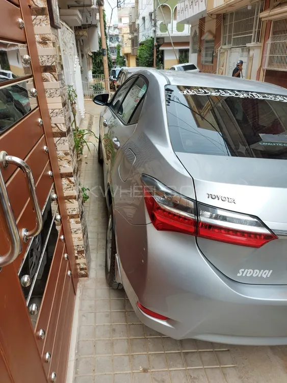 Toyota Corolla 2020 for Sale in Karachi Image-1