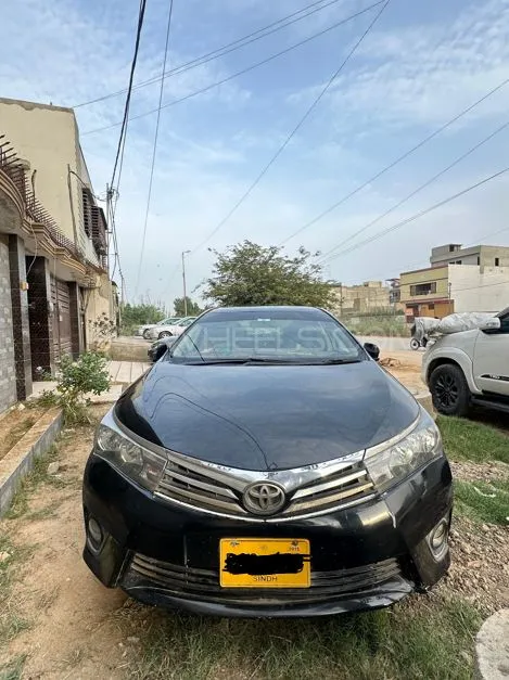 Toyota Corolla 2015 for Sale in Karachi Image-1