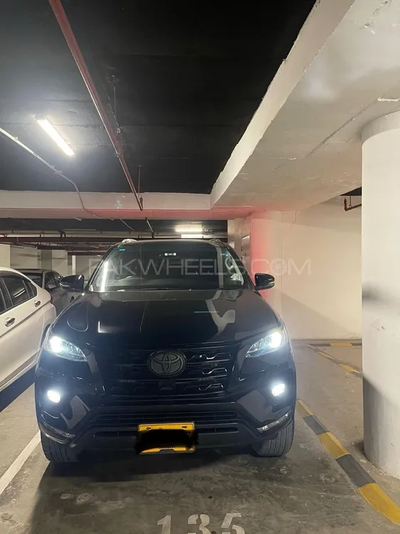 Toyota Fortuner 2022 for Sale in Karachi Image-1