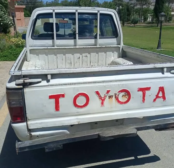 Toyota Hilux 1988 for Sale in Quetta Image-1