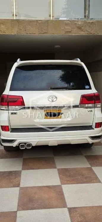 Toyota Land Cruiser 2015 for Sale in Karachi Image-1