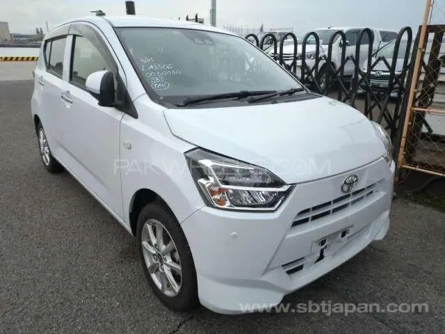 Toyota Pixis Epoch 2021 for Sale in Karachi Image-1