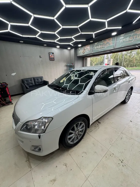 Toyota Premio 2011 for Sale in Islamabad Image-1